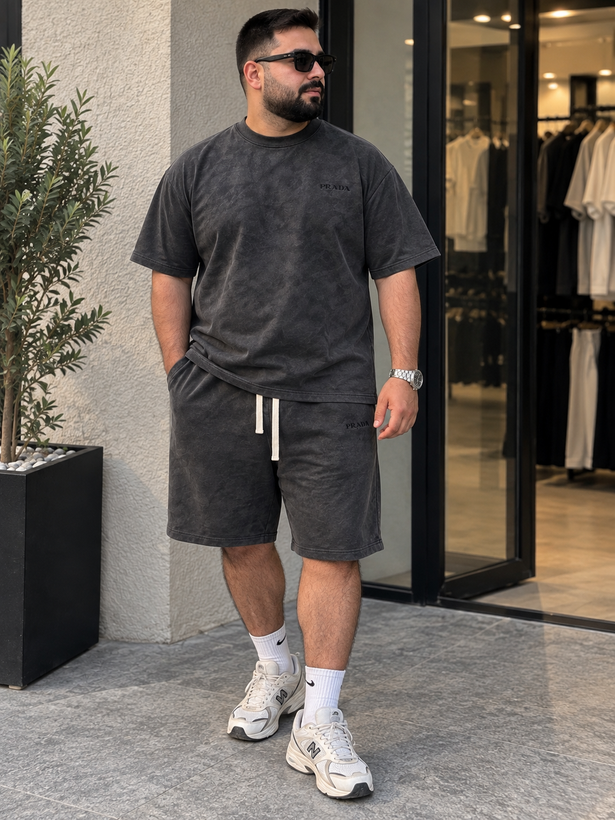 ست تیشرت شلوارک برند PRADA
